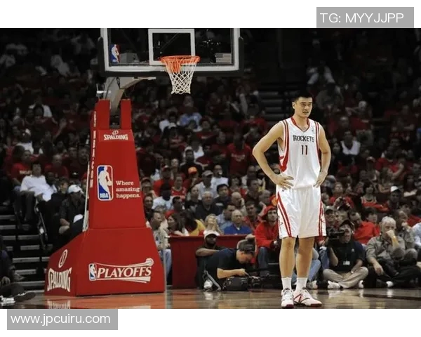 姚明穿内胆的时尚选择揭秘引领篮球界新潮流