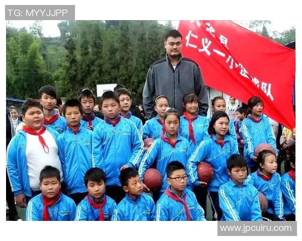 小姚明福建的篮球梦想与成长之路探秘 小姚明福建的篮球梦想与成长之路探秘