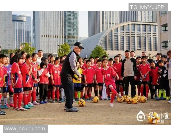 会讲中文的足球明星们如何在赛场内外传递文化与激情 会讲中文的足球明星们如何在赛场内外传递文化与激情