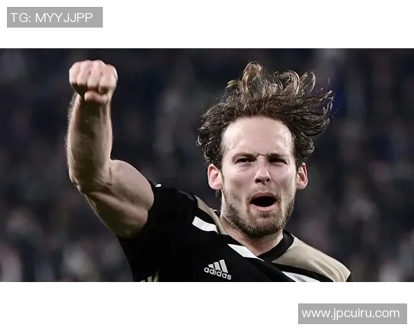 足球明星手相解析男性球员的命运与性格特征揭秘